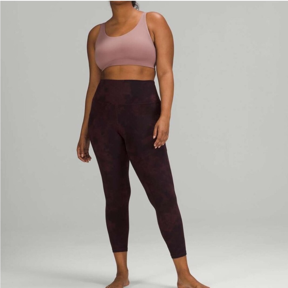 High-Waist 7/8 Leggings in Deep Plum - Women